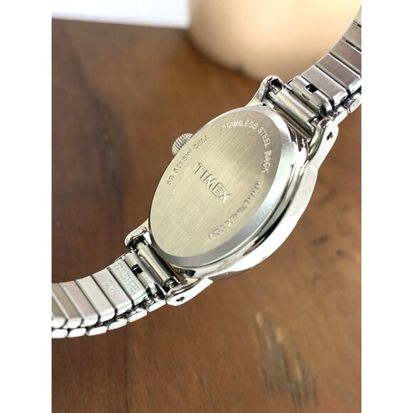 Timex Women's Watch T21902 Quartz Petite White Dial Silver Steel Expansion Band - Picture 6 of 13